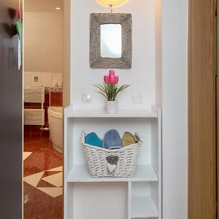 Apartma Sara Апартаменты *